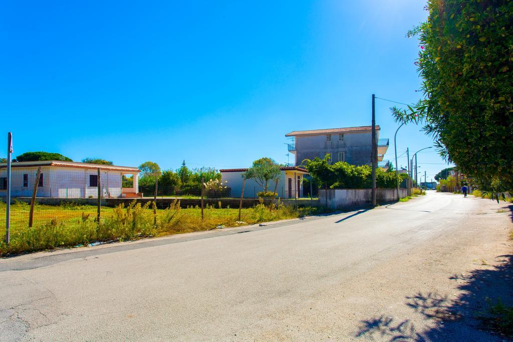 Villa senza pensieri Castel Volturno Esterno foto